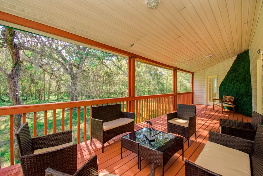 The Deer Land Estates est 1985 - Houston Getaway - Image 1