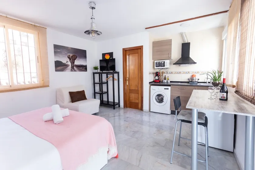 Apartments, penthouse with small terrace. - Image 1