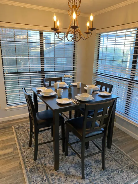 Lovely 2 bed Condo with pool near Lake Ray Hubbard - Image 1