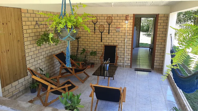 GAL's residence - Praia do Rosa (downstairs house) - Image 1