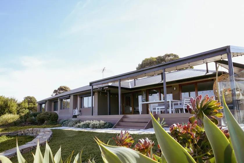 Miravino - Vineyard Views with Sauna and Spa - Image 1