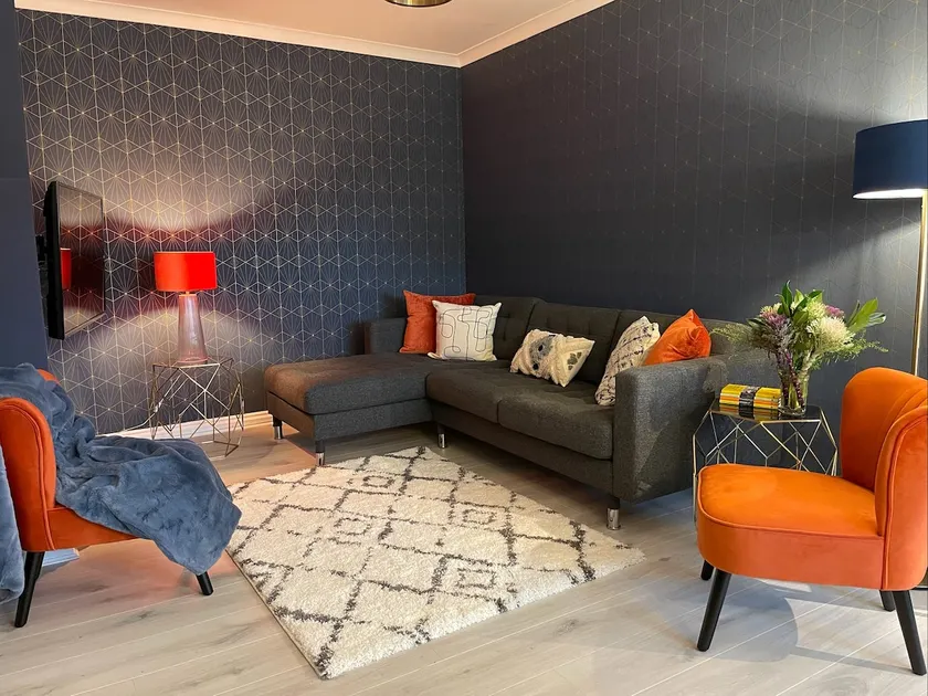Modern 3 bedroom apartment in central Chichester - Image 1