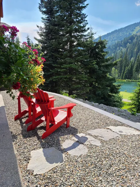 Suite d'une chambre donnant sur le parcours de golf, avec de belles vues sur la montagne - Image 1