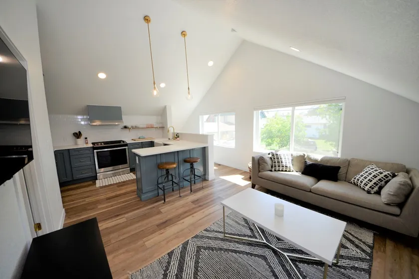 Gorgeous Guesthouse Near RiNo - Image 1