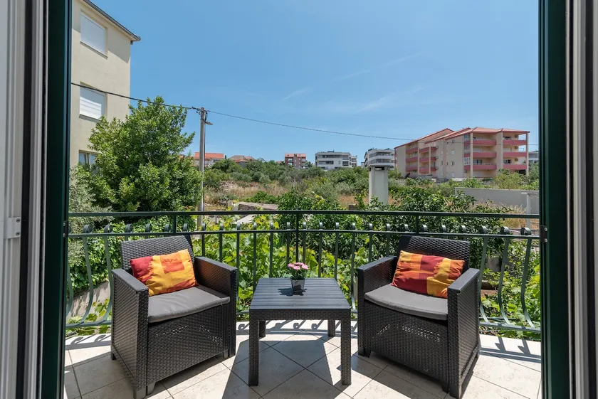 Ignacija 3 - Apartment 4+1, 150 m from the beach - Image 1