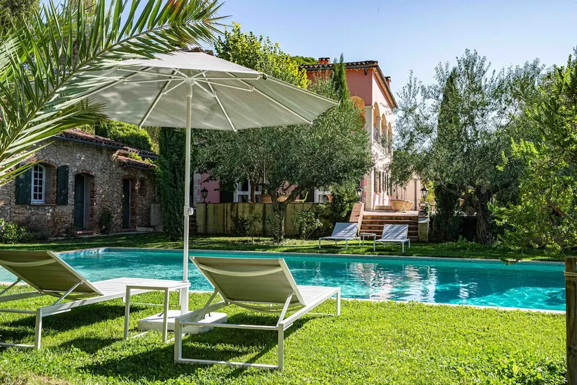 Gites de la Villa Pergola - Image 1