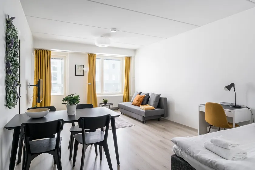 One bedroom apartment, balcony and parking - Image 1