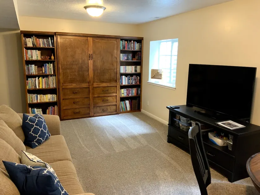 Spacious 2-Bedroom Basement Guest Suite - Image 1