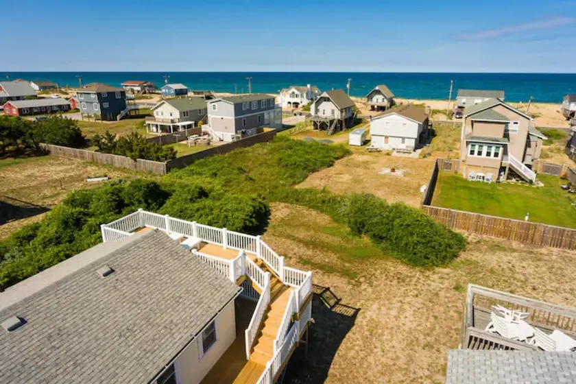 Beachside-Ocean views & Great beach access - Image 1
