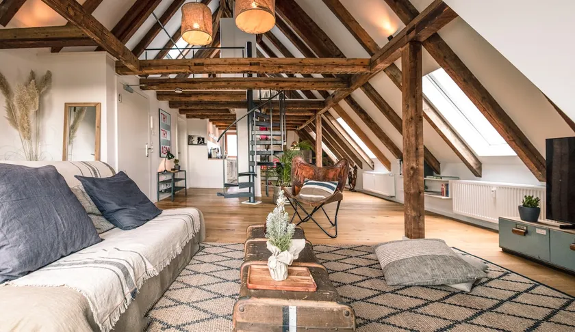 Modern and cozy loft in a central location. - Image 1