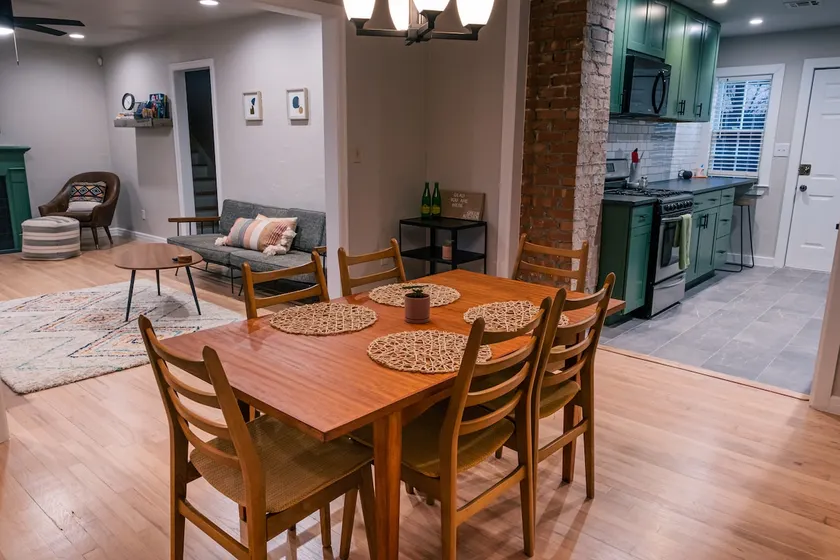 Green Kitchen Home - Image 1