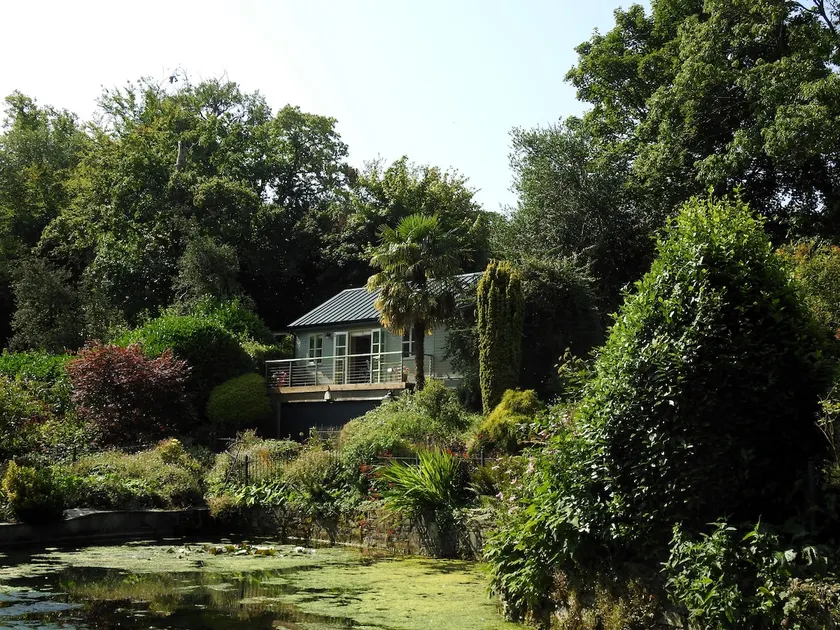 Moorhen cabin - Image 1