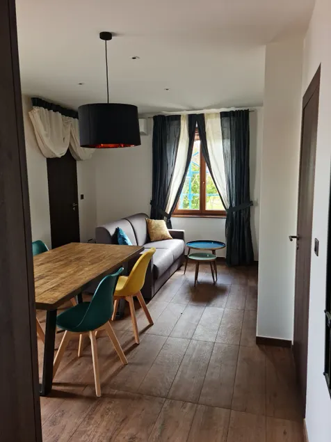 ”Roi Dagobert” Apartment Suite - Image 1
