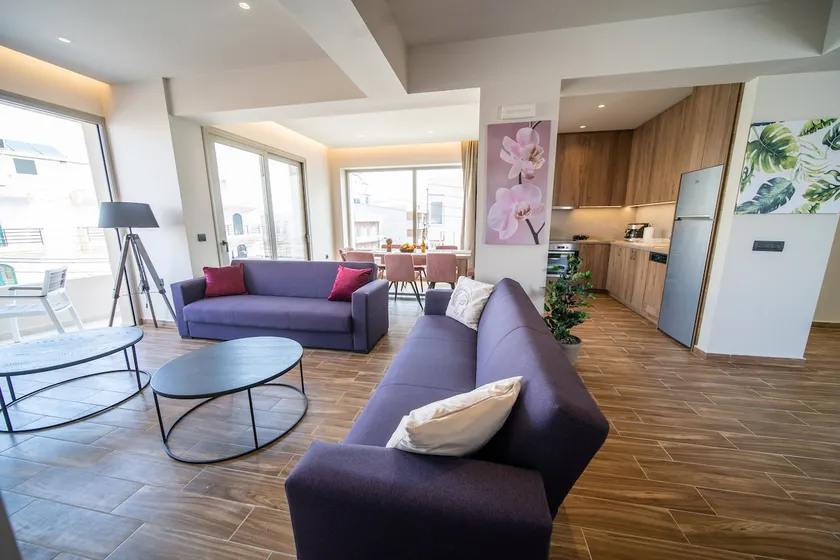 Luxury House - Hersonissos Center - Sleeps 8 - Image 1
