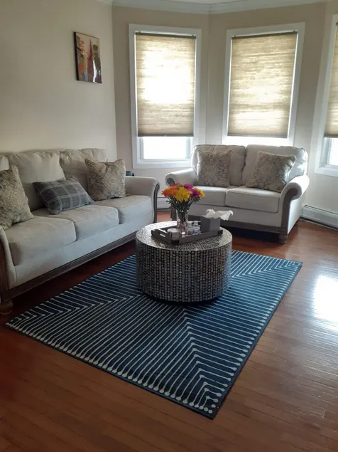 A Bayonne safe 2-bedroom apt close to NYC - Image 1