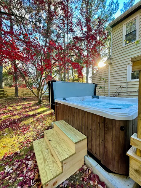 Hot Tub Oasis, Minutes from Downtown Richmond - Image 1