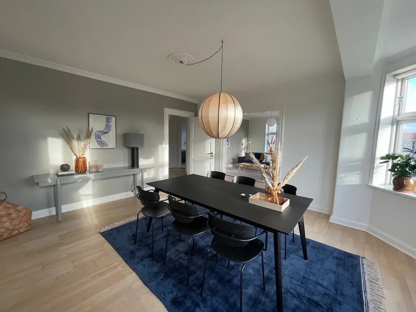 Modern Scandinavian Apartment in Viborg Centre - Image 1