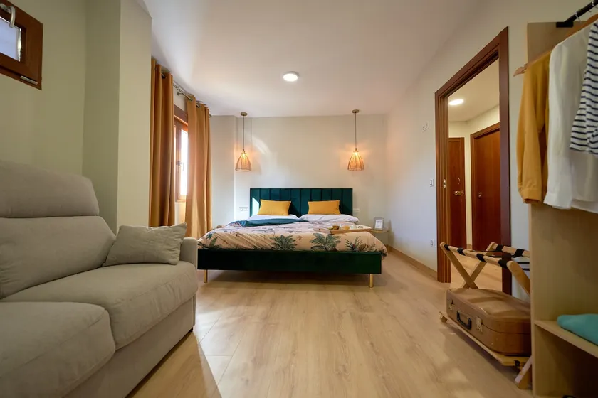 ”Casa de las Argollas” apartment with parking - Image 1