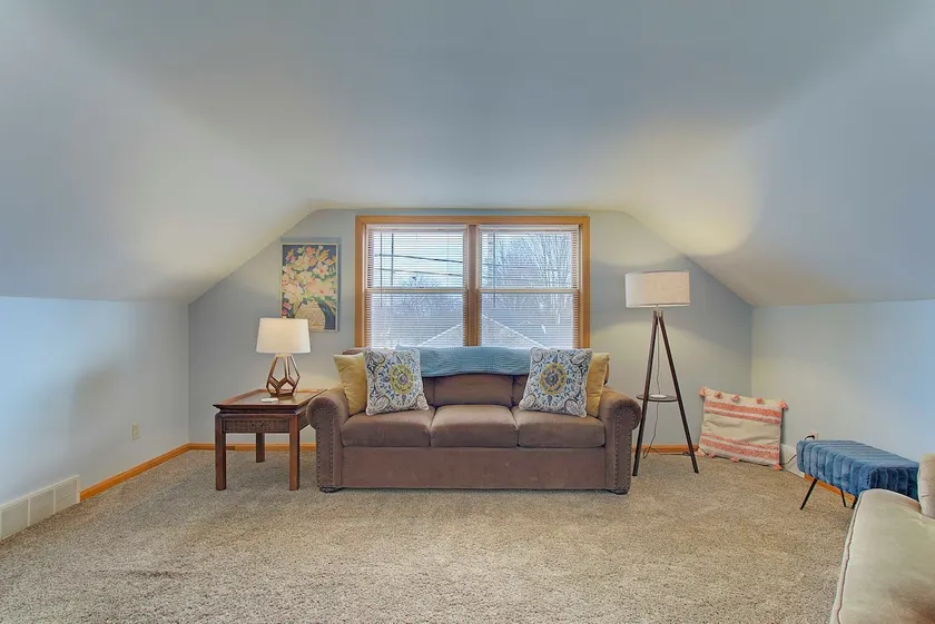 North Canton King Suite Apt | Aultman Hospital - Image 1