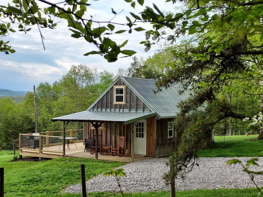 Ebenezer Cabin - Hot Tub - Fire Pit - BBQ - Views - Image 1