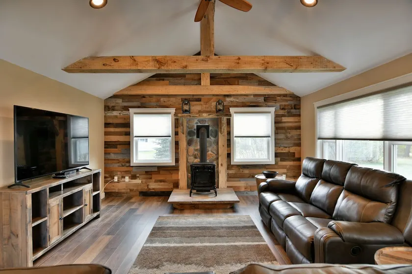 Hayward - 5 Bedroom, sleeps 10 - Image 1