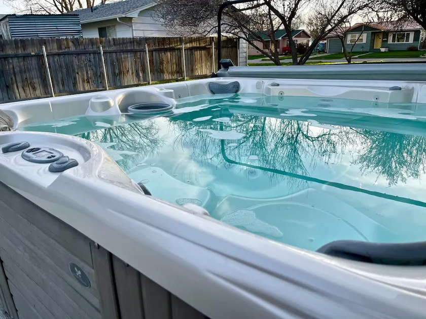 Hometown USA With Hot Tub and Fully Renovated - Image 1