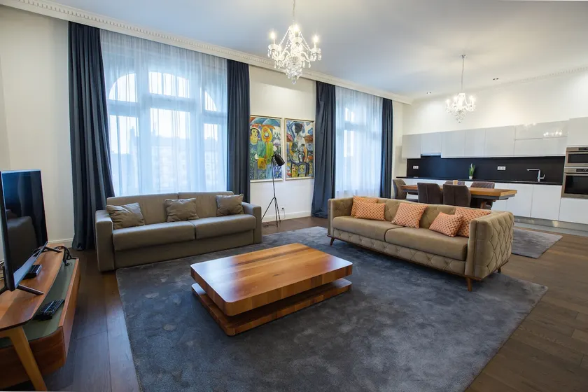 ZOYA LUXURY RESIDENCE - Image 1