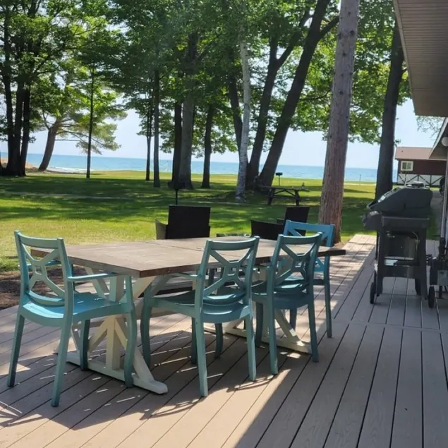 Golf Oscoda-<129 Steps to Lake Huron Beach-3BR 2BA - Image 1