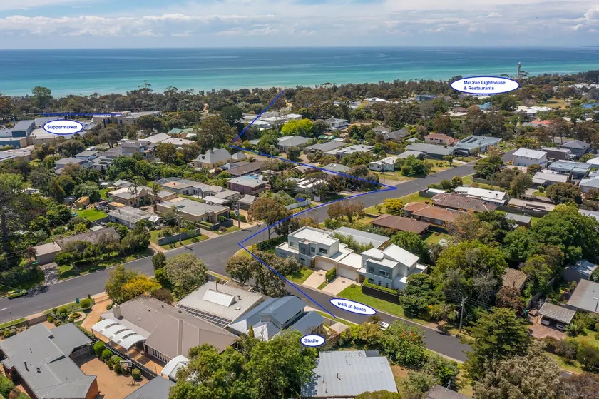 New- Beach 1 Bedroom Studio Self contained - Image 1
