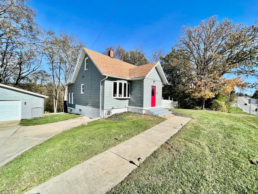 7086 Tylersville Beautiful 4 BDR Home - Near I-75 - Image 1
