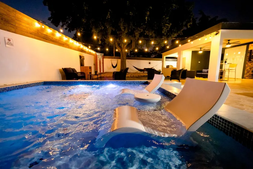 Villa Relax Private Climatized Pool (Full Solar) - Image 1