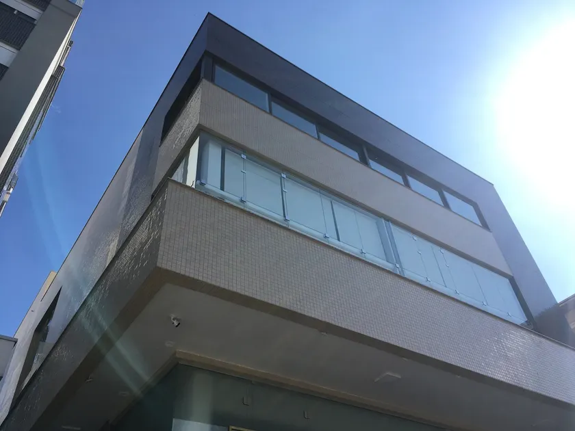 Sabrage Apartment - Image 1