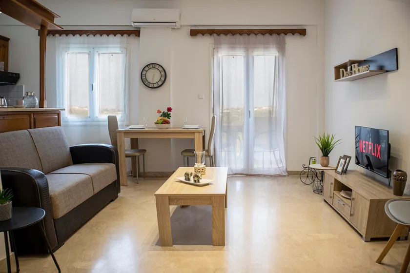 Costas Apartment in Analipsi Hersonissos - Image 1
