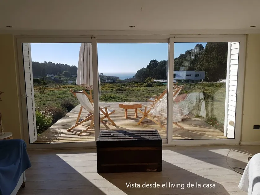 A bright house with a view, in a condominium, with security - Image 1