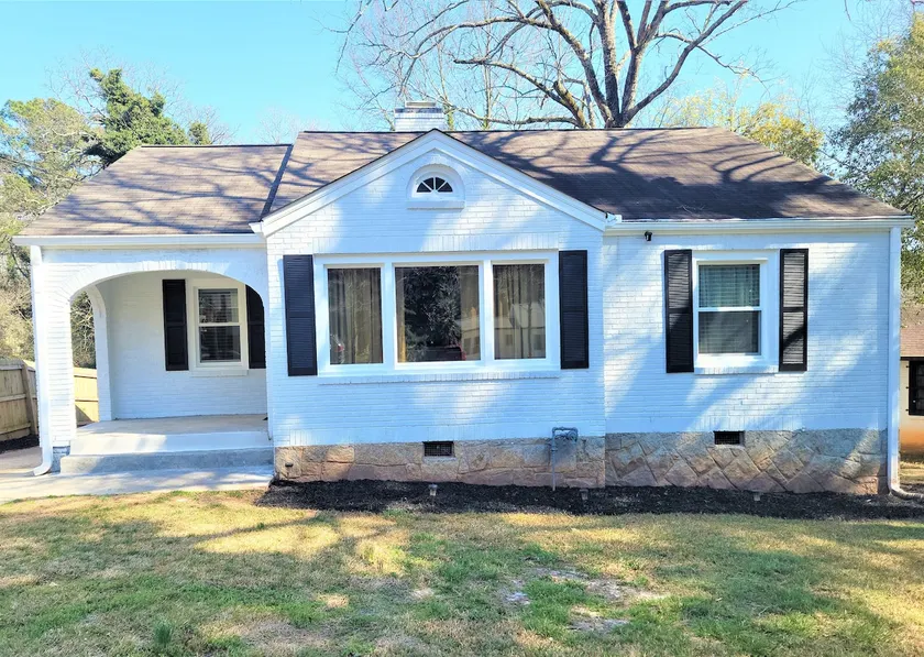 Cozy Home Near Beltline - Image 1