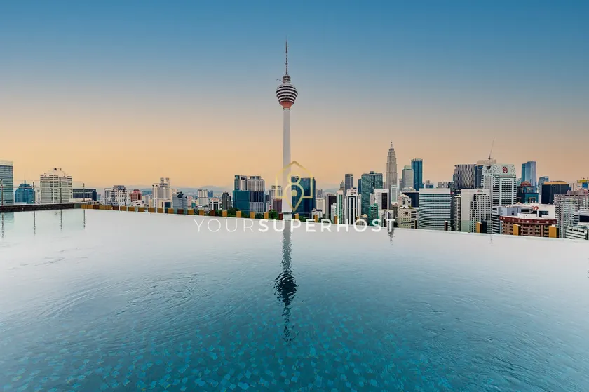 Muji Design KLCC View Suite | Sky Pool & Bar - Image 1