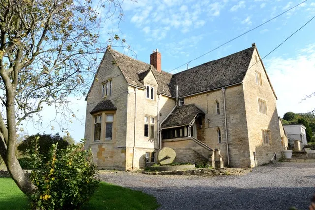 Traditional 6br farmhouse - Image 1