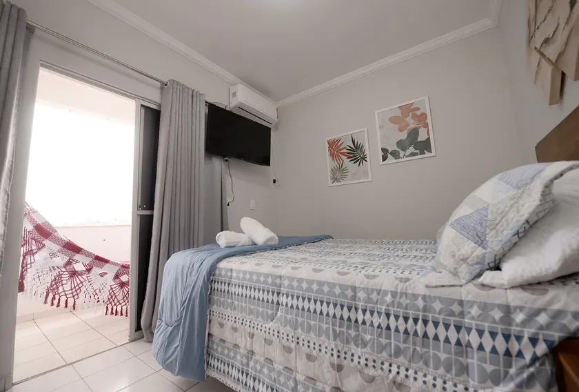 1108-Beautiful Apartment Great location. - Image 1