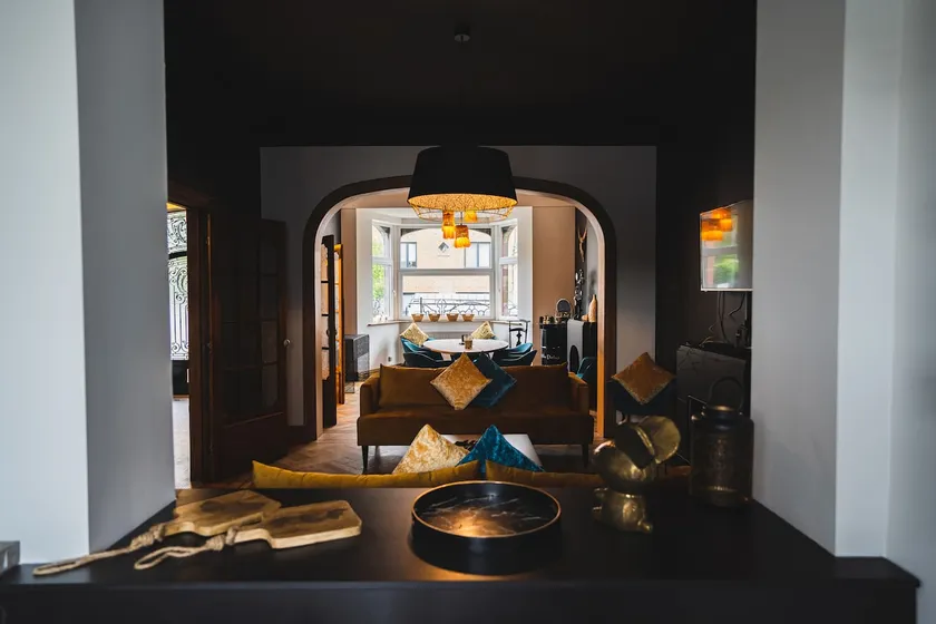 Villa Delsa – poetic & offbeat in Namur - Image 1