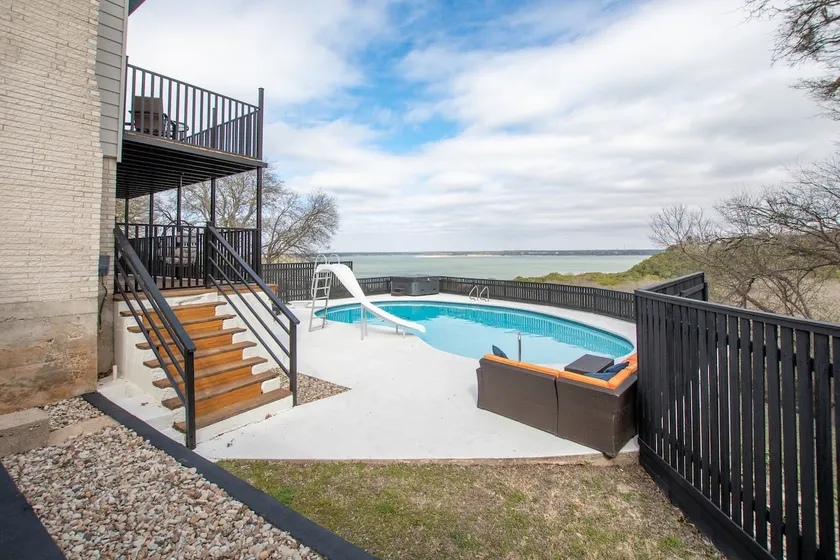 THE LOOKOUT BELTON! Lakeview Home w/Pool & Hot Tub - Image 1