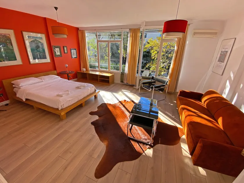 Artistic Apartment With Garden View in Fenerbahce - Image 1
