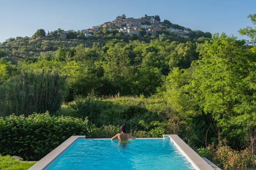 Villa Toro with an infinity pool under Motovun - Image 1