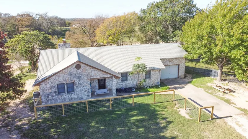 San Marcos River Vacation House 4 Bedroom, 5 Beds - Image 1