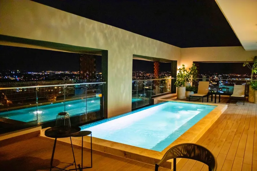 12th floor Suite, Rialto Residences - Image 1