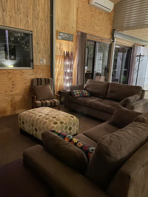 The WandiShed. A unique, cozy 1 Bedroom Guesthouse - Image 1