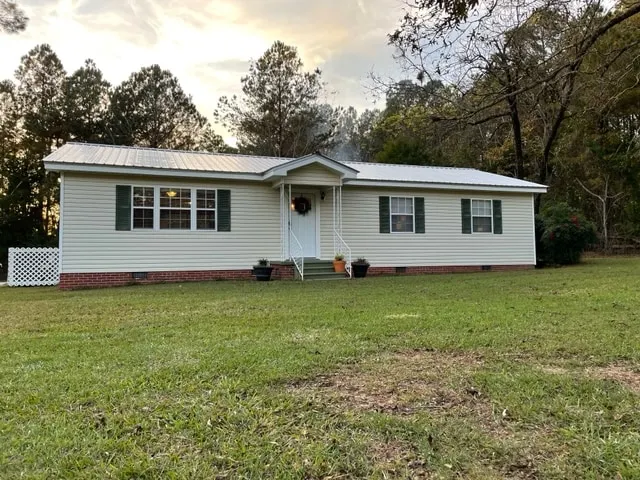 Cozy 3 bedroom cabin in Conecuh National Forest! - Image 1