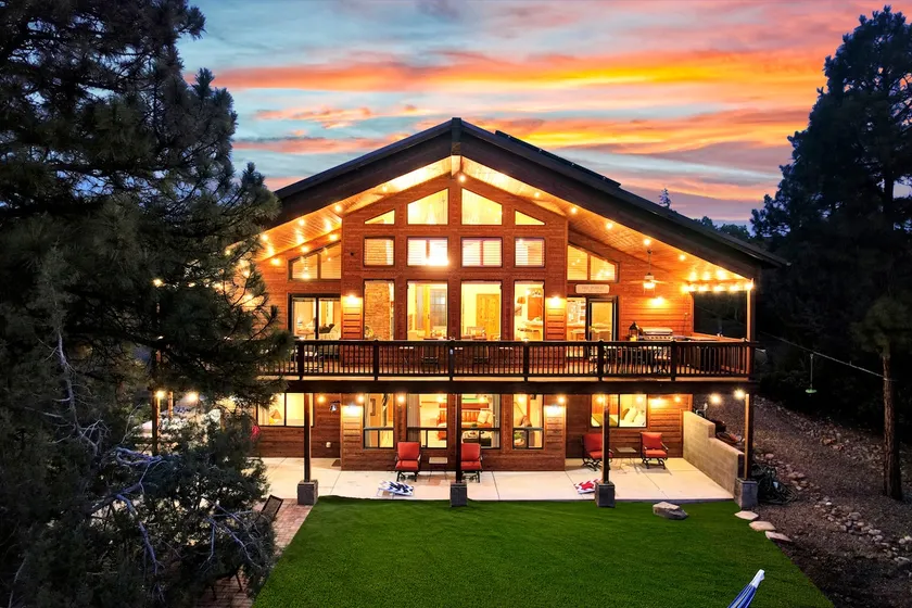 Mountain Chalet • 2 Master Suites • Monthly Stays - Image 1