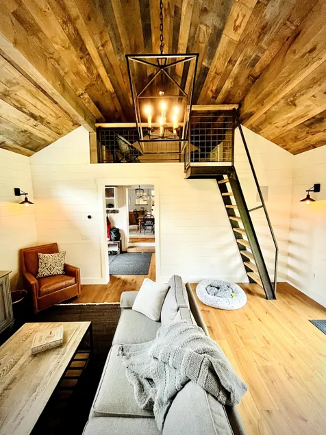 Spacious farm house/skihouse - Image 1