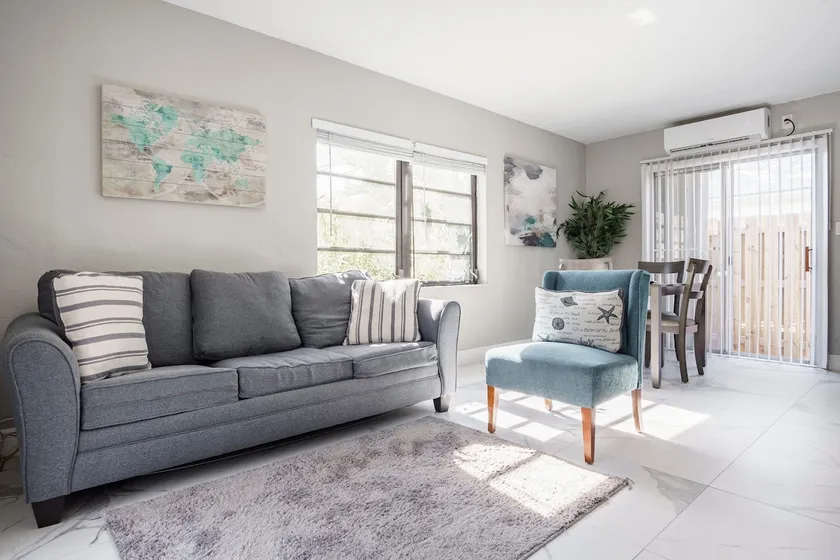 Luxe Beach Retreat with Free Parking - Image 1