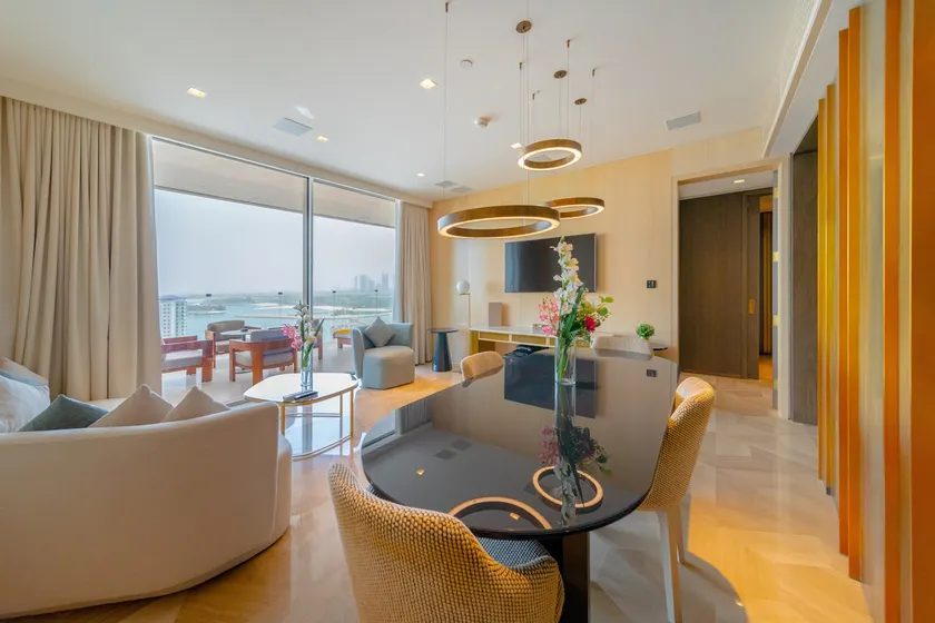Fascinating 1BR with Burj Arab View at FIVE Palm - Image 1